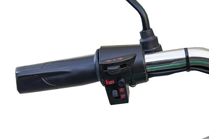 Грузовой электрический трицикл RuTrike Вояж К1 в Ижевске